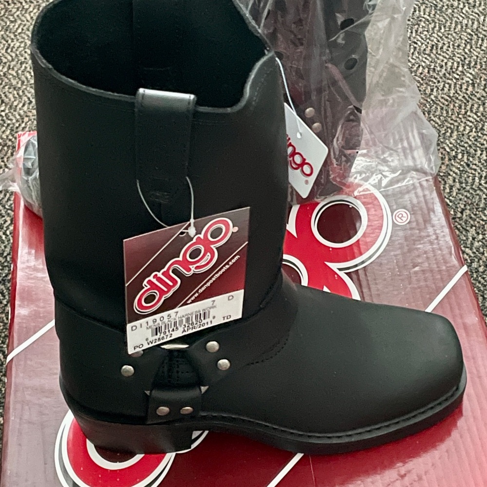 Dingo black leather strap work / motorcycle style boots - mens sized 7D